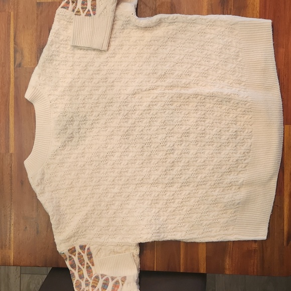 Dex / Room 34 Sweater - Picture 4 of 5